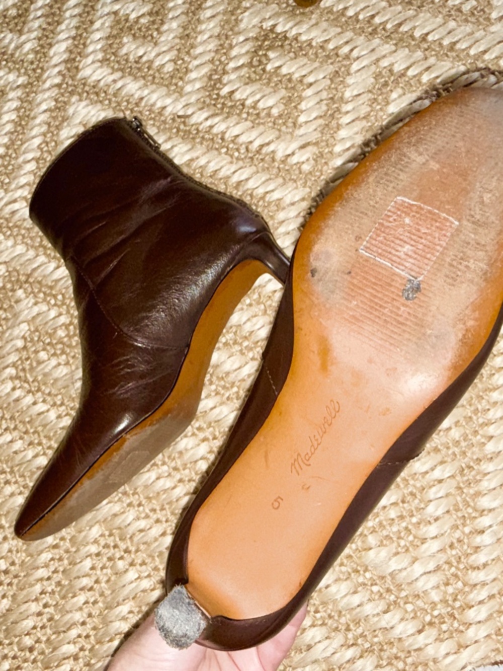 MADEWELL Dimes Kitten Heel Booties in Chocolate Leather ~ 5 M - Picture 8 of 13